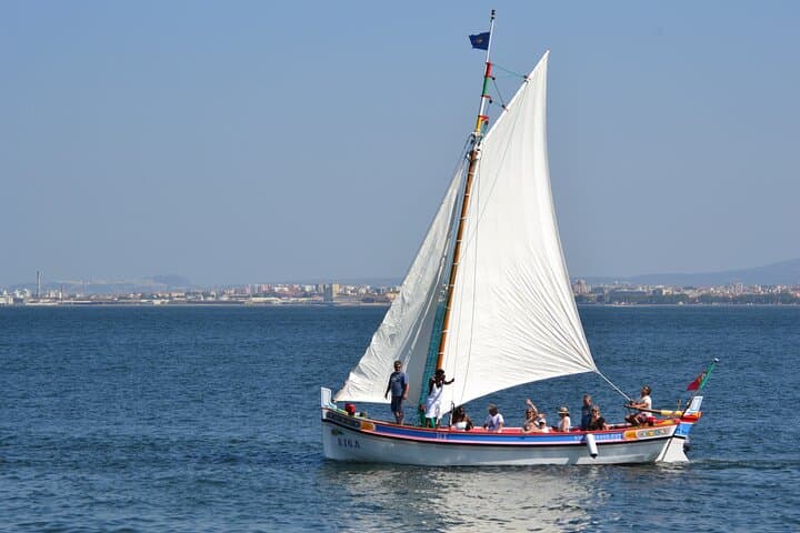 Sunset Cruise on the Riga: Private 1895 Lisbon Boat on the Tagus photo 4