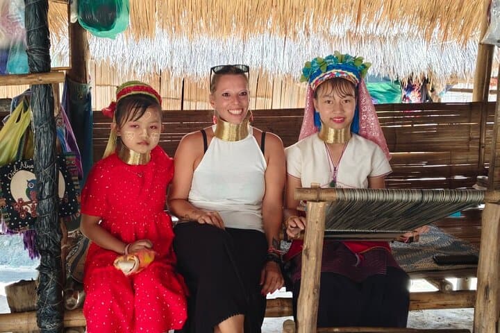 Chiang Rai Full-Day Highlights: White & Blue Temples, Tea Plantations, Golden Triangle photo 4