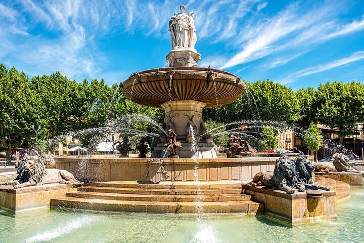 Private Provence Day Tour: Cassis, Aix-en-Provence & Marseille Highlights photo 5