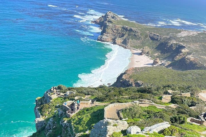 private-cape-of-good-hope-penguins-and-groot-constantia-wine-tour photo 2