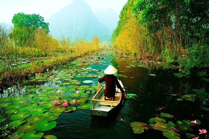 2-Day Cuc Phuong, Van Long Wetlands & Perfume Pagoda Tour from Hanoi photo 4
