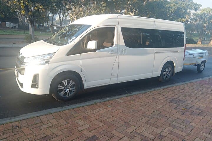 Cape Town Airport Transfer to City Areas — Private Meet & Greet & Wi‑Fi