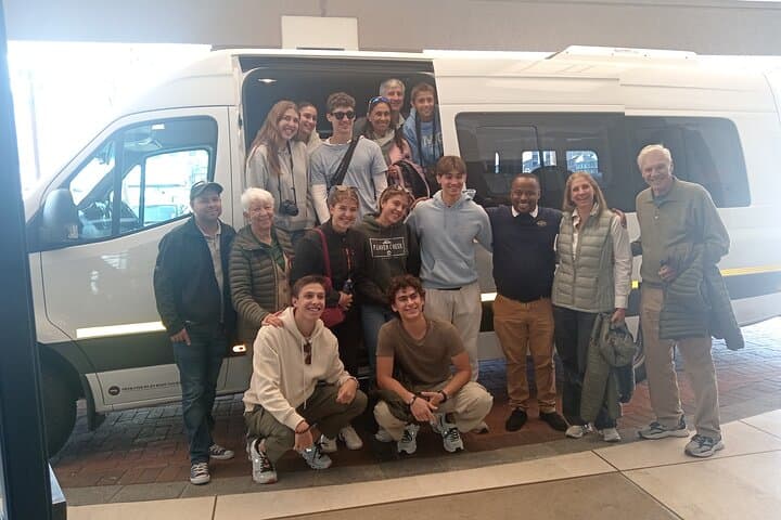 Cape Town Airport Transfer to City Areas — Private Meet & Greet & Wi‑Fi photo 4