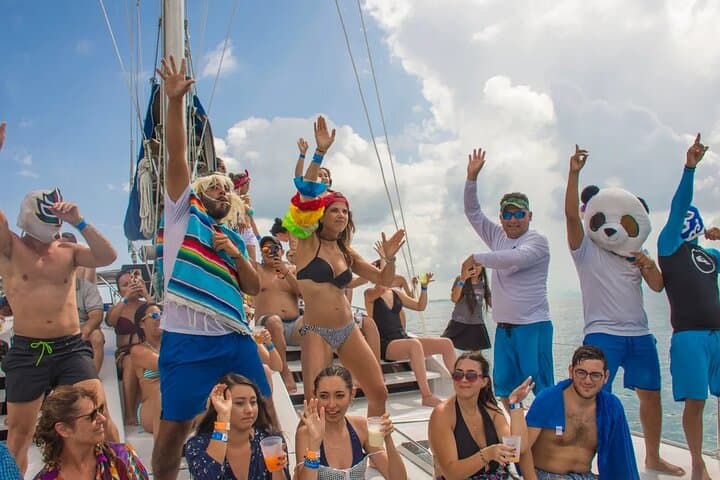 Luxury Catamaran to Isla Mujeres from Cancun — Snorkel, Beach Club & Sunset Spinnaker photo 4