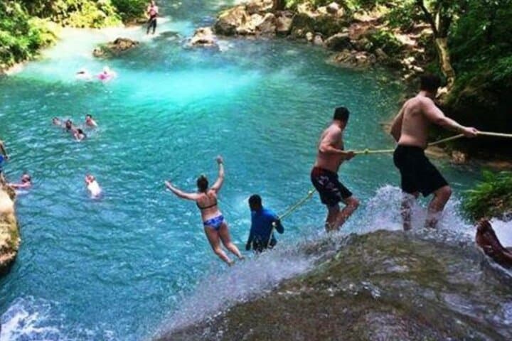 Climb Dunn's River Falls — Montego Bay Day Tour to Jamaica's Cascading Limestone Steps photo 5
