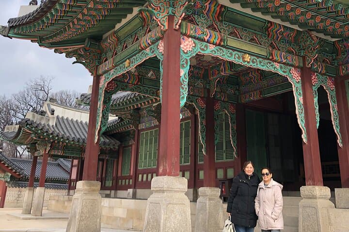 Custom Half-Day Seoul Private Tour — Palaces, Markets & Hanok Villages photo 2