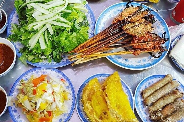 Hoi An Food Tour: Best Street Food Walking Experience in the Ancient Town photo 3