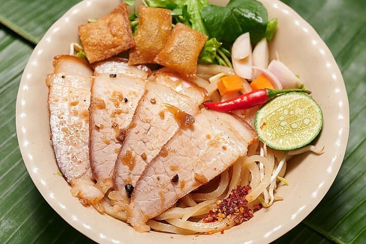 Hoi An Food Tour: Best Street Food Walking Experience in the Ancient Town photo 2