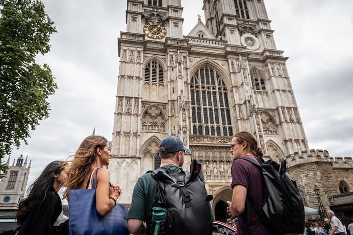 Westminster Walking Tour: Changing of the Guard & Westminster Abbey Experience photo 3