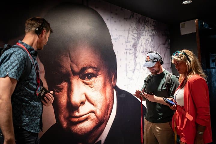 Westminster Walking Tour & Churchill War Rooms — Historic London Stroll photo 1