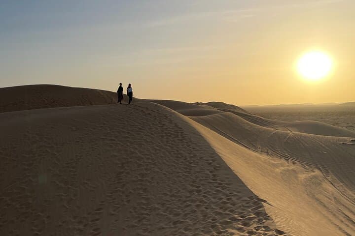 Golden Dunes Overnight Safari — Salalah Empty Quarter Camp & Sunrise Experience photo 4