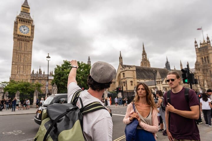 Walk London: Houses of Parliament & 30+ Iconic Sights Tour