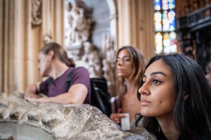 Westminster Walking Tour: Westminster Abbey & Churchill War Rooms Guided Experience