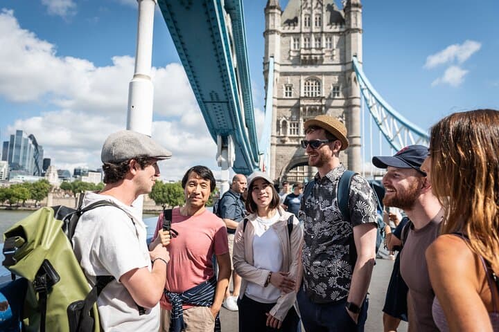 Harry Potter London Walking Tour and Tower Bridge Access