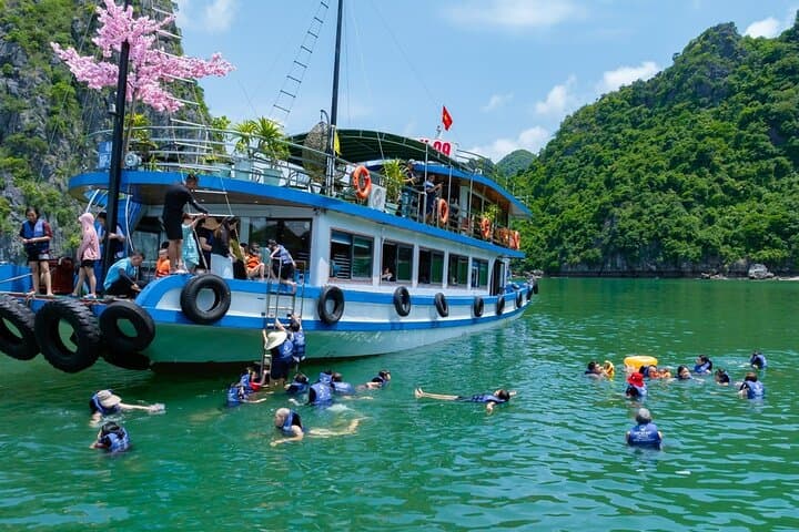 Cat Ba to Lan Ha & Ha Long Bay: Full-Day Kayak, Cave and Beach Adventure photo 1