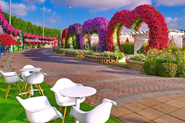 Dubai Miracle Garden Admission & Private Transfers — Visitor Guide and Tips photo 4