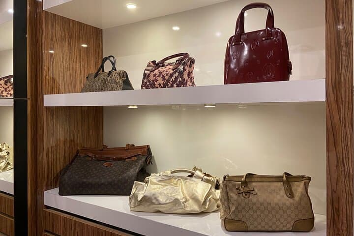 Vienna Luxury Vintage Shopping Tour with Champagne — Preloved Designer Boutiques photo 6
