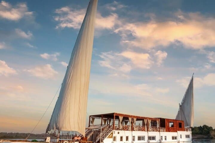 Dahabiya Nile Cruise: Luxor to Aswan — 5-Day Cultural River Voyage photo 2