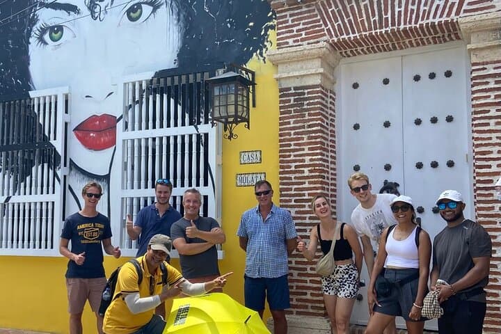 Getsemaní Mural & Graffiti Walking Tour — Cartagena Street Art Highlights photo 2