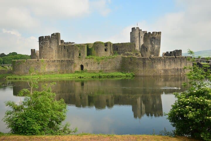 Wales Road Trip Playbook: Cardiff to Brecon Beacons and Snowdonia Self-Guided Itinerary photo 4