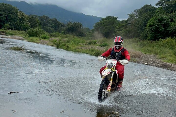 Jaco Dirt Bike Tour: 62km Coastal and Mountain Loop with Waterfalls photo 3