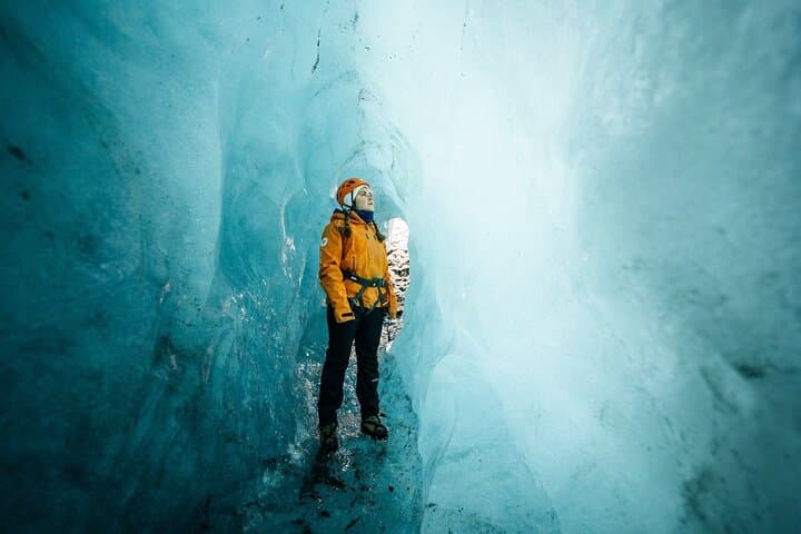 Private 2-Day South Coast: Glacier Lagoon, Ice Caves & Northern Lights from Reykjavík
