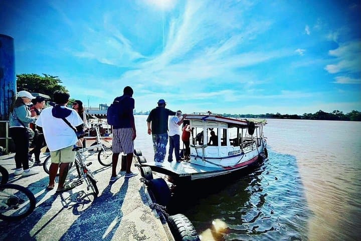 Bangkok Green Oasis Bike & Boat Tour — Phra Pradaeng Mangrove Ride