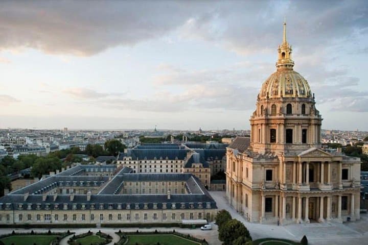Private Paris City Tour by Car — Highlights, Photo Stops & Insider Stories photo 1