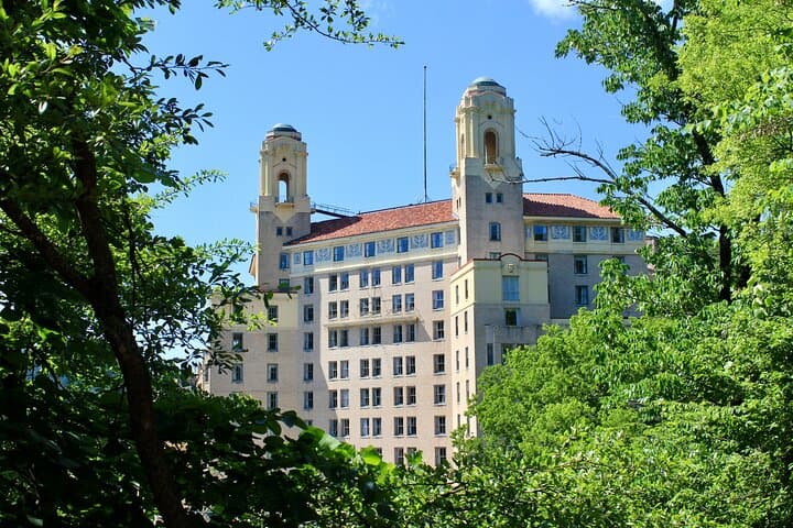 Self-Guided Hot Springs National Park Driving and Walking Audio Tour photo 5