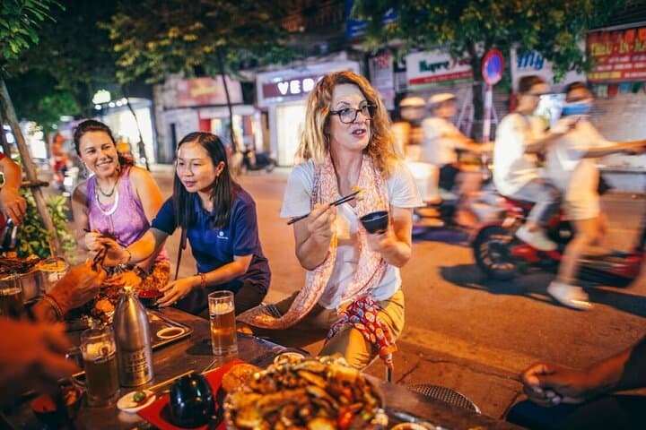 Hanoi Street Food Walking Tour — Eat Like a Local in the Old Quarter photo 5