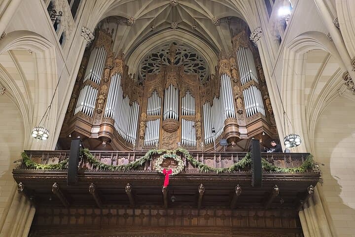 St Patrick's Cathedral Official Holiday Audio Tour — NYC Holiday Visit photo 3