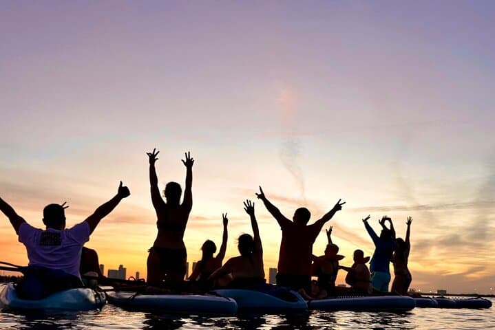 Miami Beach Glow: Illuminated Sunset Paddleboard Tour photo 4