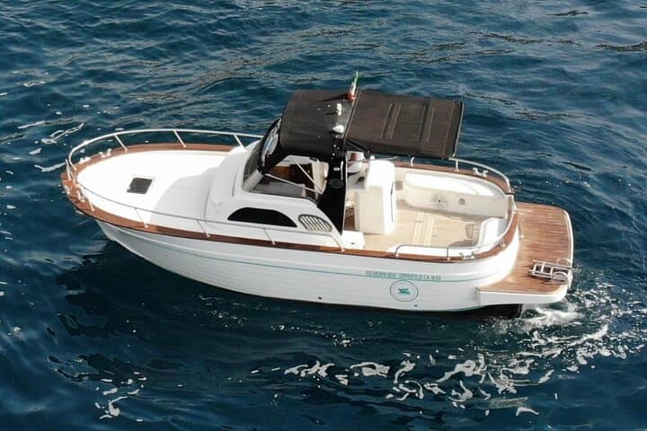 Private Boat Tour Sorrento to Positano and Amalfi — Amalfi Coast Day Cruise photo 3