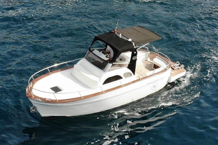 Private Boat Tour Sorrento to Positano and Amalfi — Amalfi Coast Day Cruise photo 4