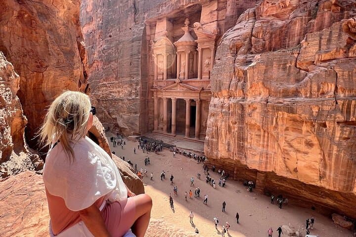 7-Day Jordan History & Culture Tour: Amman, Dead Sea, Petra & Wadi Rum