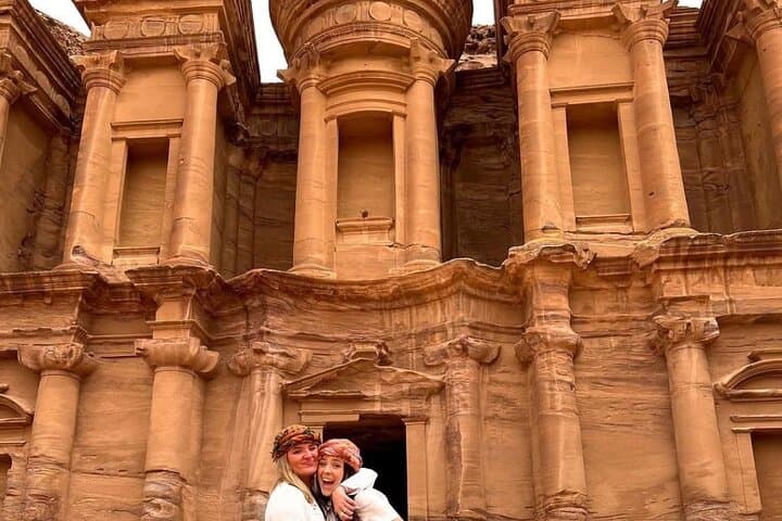 6-Day Jordan Private History Tour: Amman, Dead Sea, Petra & Wadi Rum