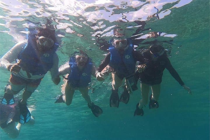 Snorkel with Sea Turtles and Coral Reefs in Culebra — Tamarindo & Melones Tour