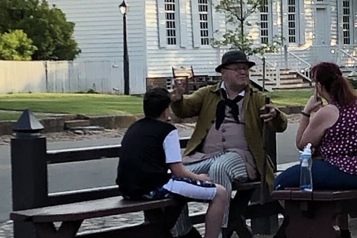Williamsburg Dark History Walking Tour: Murder, Mayhem & Scandal (1-Hour) photo 4