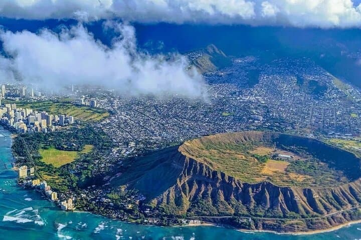 Honolulu Airport Private Transfer to Waikiki and Turtle Bay — HNL Door-to-Door Service photo 2
