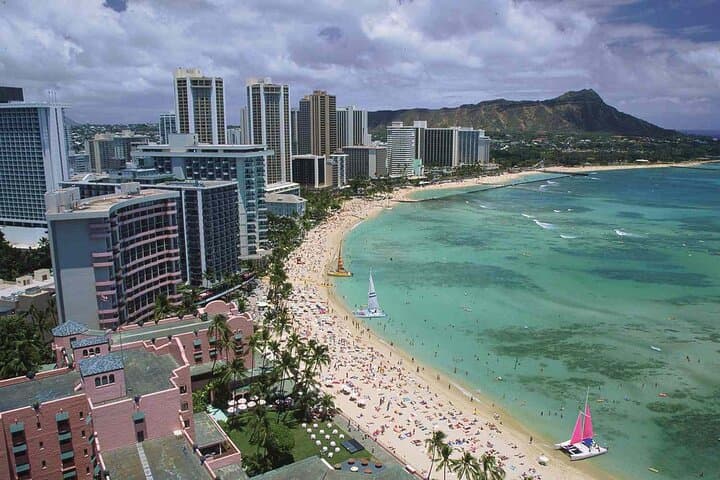 Honolulu Airport Private Transfer to Waikiki and Turtle Bay — HNL Door-to-Door Service photo 4