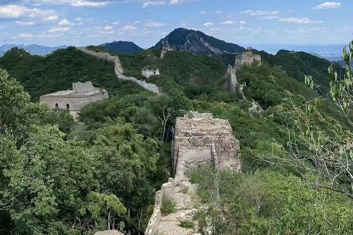 Hike Jiankou to Mutianyu: Wild Great Wall Day Hike from Beijing photo 3