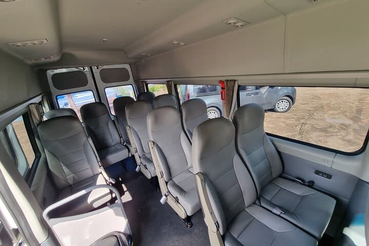 Private Transfer from SJO to Manuel Antonio — 3-Hour Door-to-Door Ride with Crocodile Bridge Stop photo 6