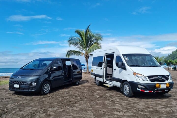 Private Transfer from SJO to Manuel Antonio with Crocodile Bridge Stop
