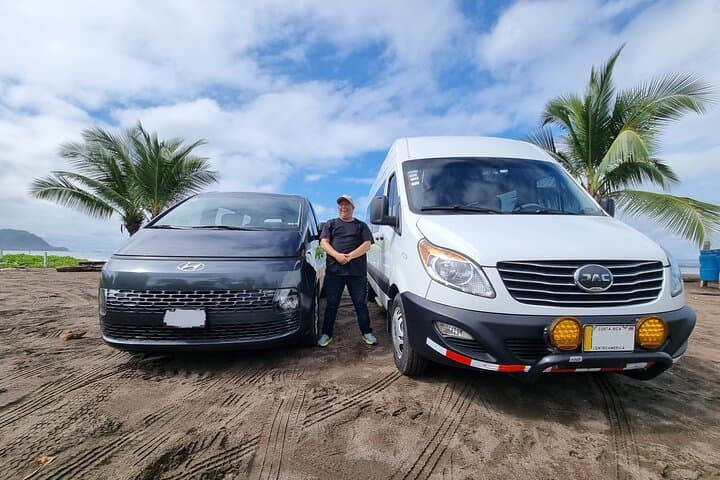 Private Transfer from SJO to Manuel Antonio with Crocodile Bridge Stop photo 4