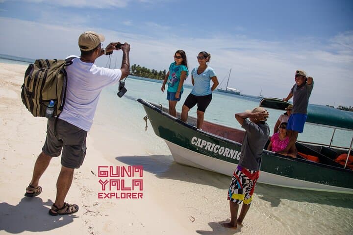 San Blas Islands 4-Island Day Tour with Guna Welcome Cocktail photo 2
