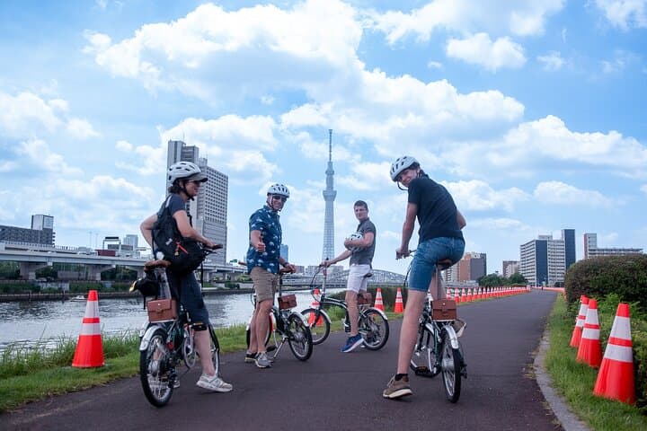 Explore Tokyo's Local Backstreets: Private 3‑Hour E‑Bike Tour from Asakusa photo 2