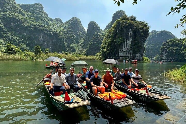 Trang An Boat Trip: Hoa Lu & Mua Cave Small-Group Day Tour