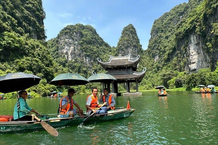Trang An Boat Trip: Hoa Lu & Mua Cave Small-Group Day Tour photo 6