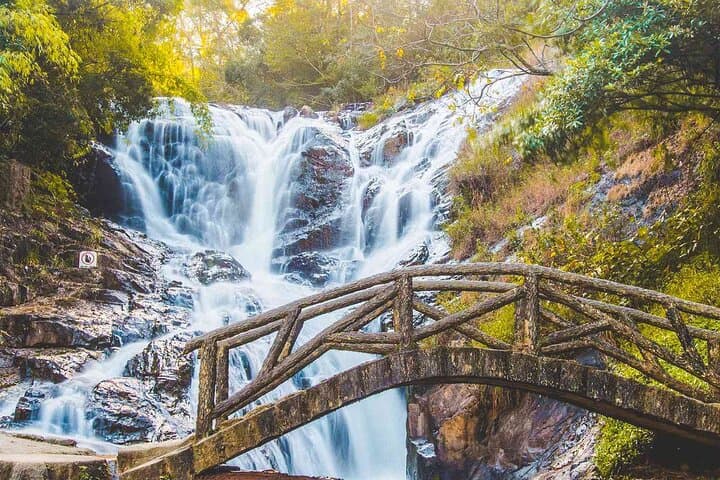 Full-Day Canyoning in Da Lat: Waterfalls, Abseils & Tyrolean Traverse photo 2
