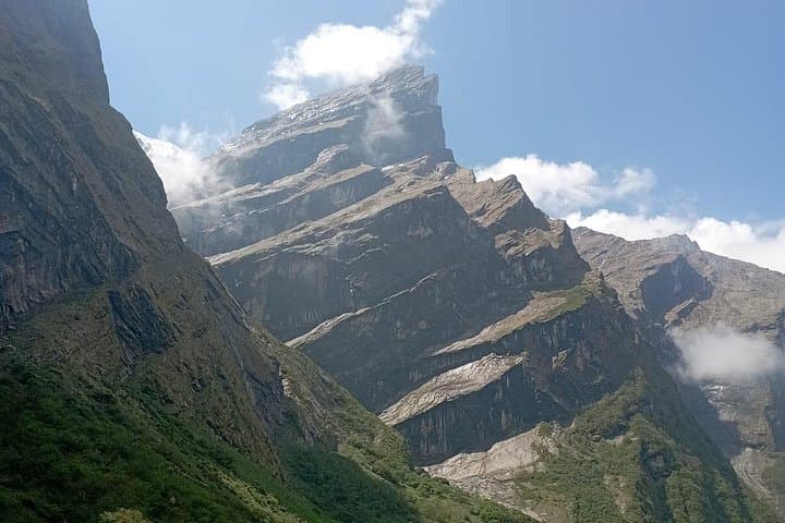 Annapurna Base Camp Trek: 10-Day Ghorepani & Poon Hill Guided Trek to ABC photo 2